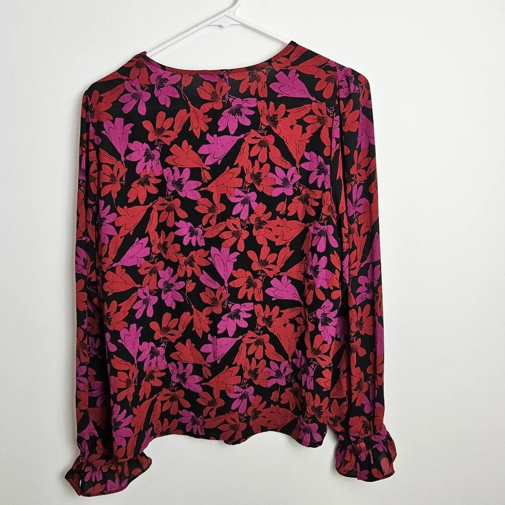 J.Crew Factory Floral Blouse Size M Printed Button-Neck Top Ruffle Sleeves BD266